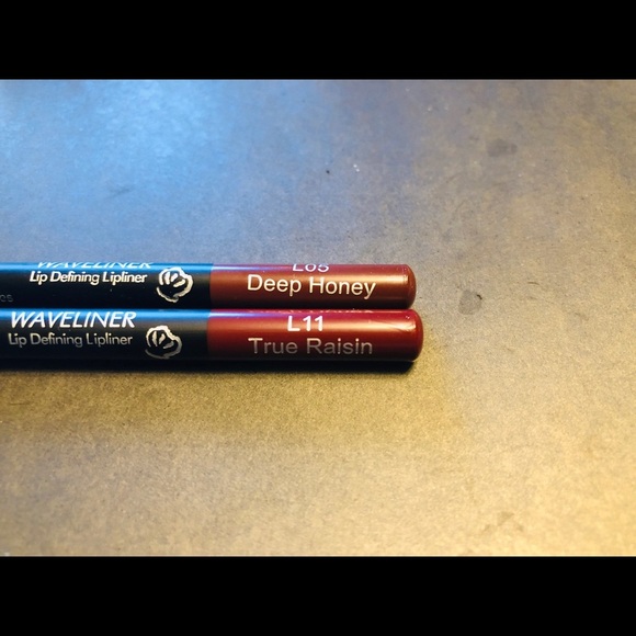 Splash lip liner ( 2pc) - Picture 2 of 3